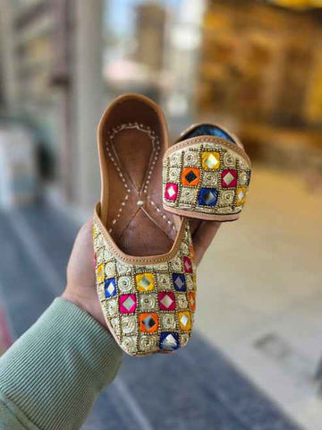 Rangrez Mirror Luxe Jutti